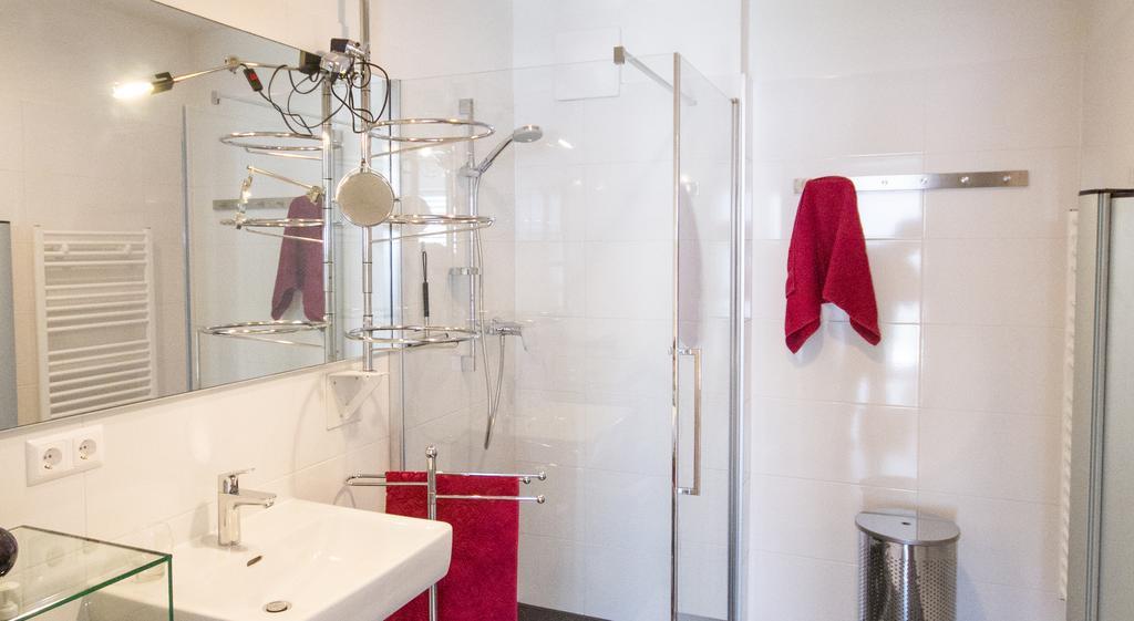 Apartment White Premium In